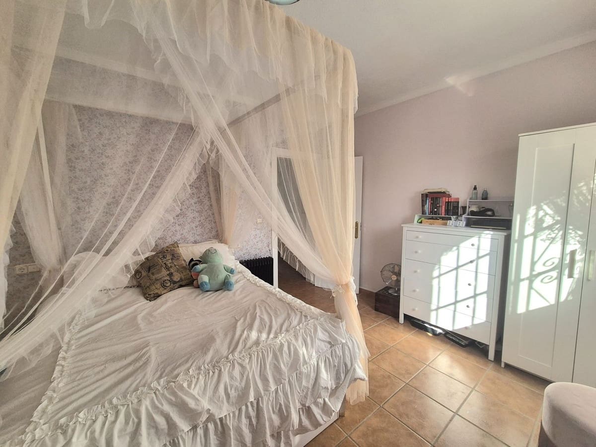 5 sovrum Villa till salu i Alhaurin de la Torre med pool garage - 500 000 € (Ref: 10013926)