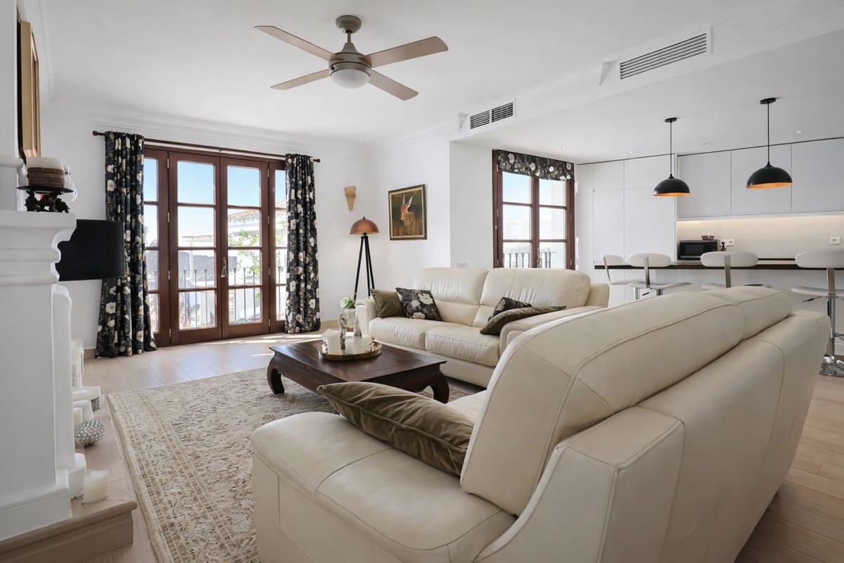3 bedroom Townhouse for sale in La Heredia with pool garage - € 695,000 (Ref: 10015800)