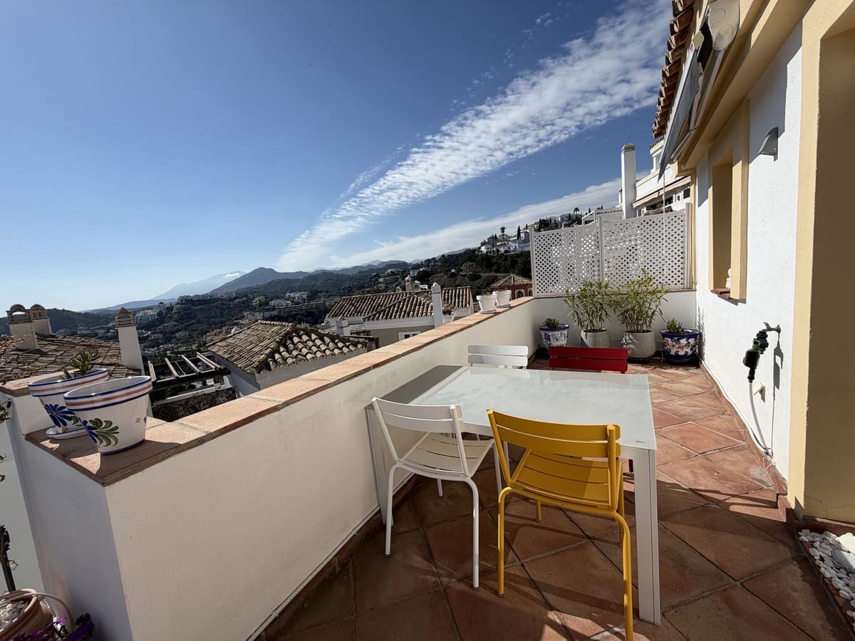 3 bedroom Townhouse for sale in La Heredia with pool garage - € 750,000 (Ref: 10015801)