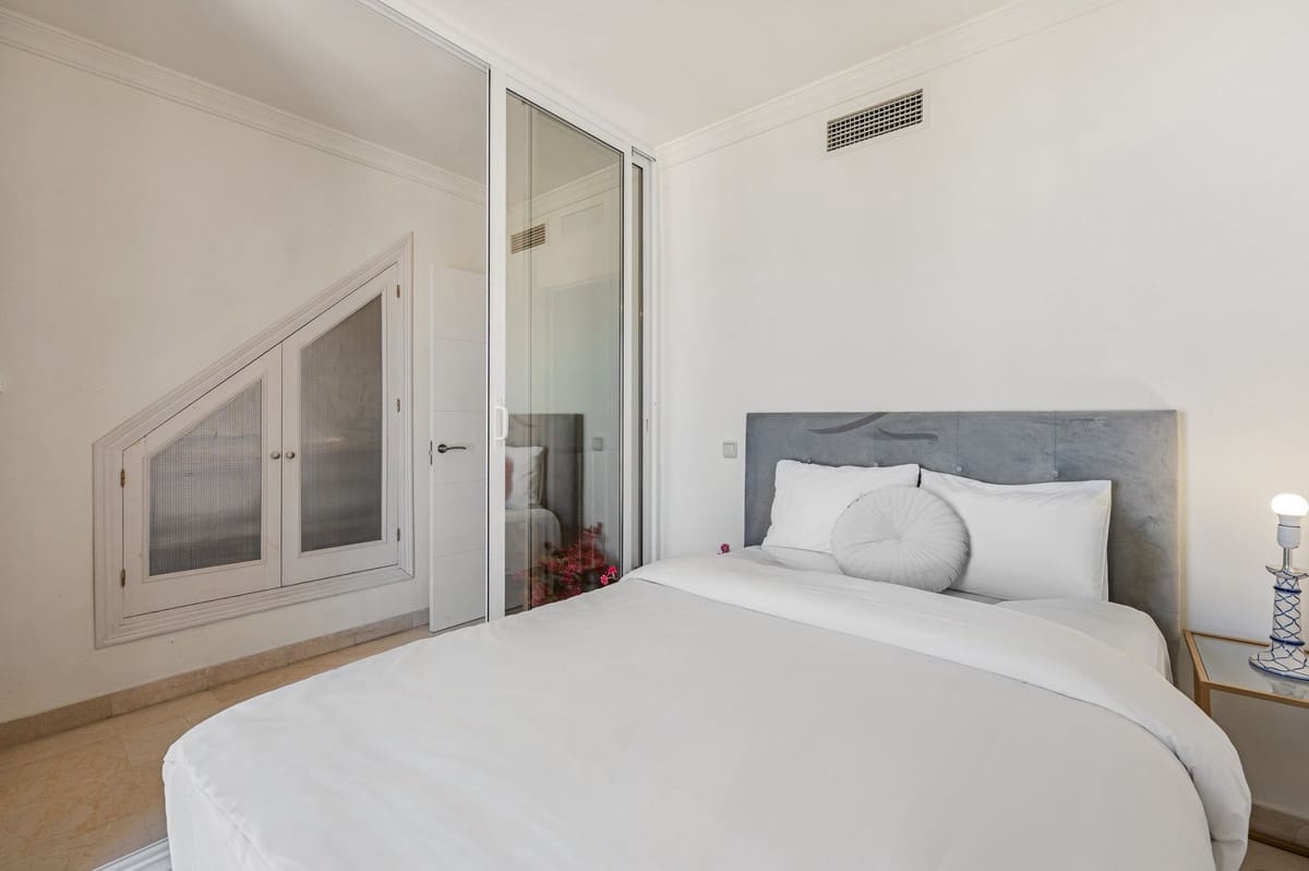 Casa de 3 habitaciones en Nueva Andalucia en venta con piscina - 825.000 € (Ref: 10015802)