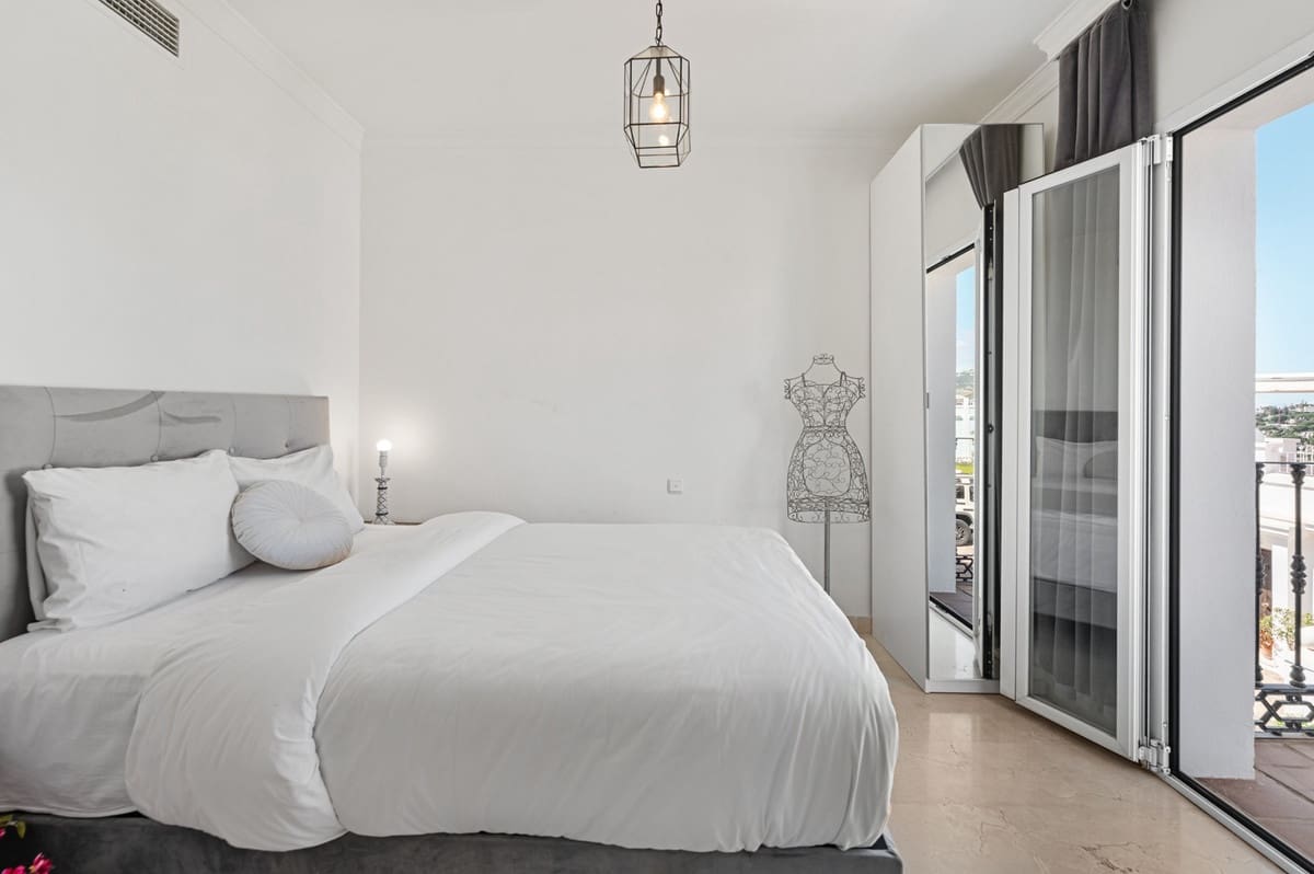 Casa de 3 habitaciones en Nueva Andalucia en venta con piscina - 825.000 € (Ref: 10015802)