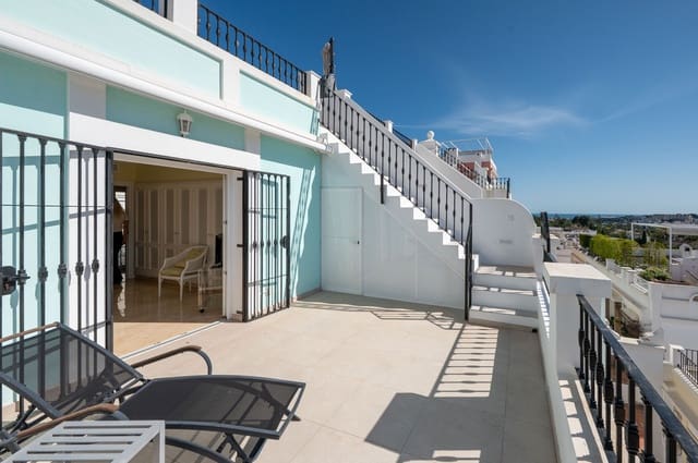 3 soverom Hus til salgs i Nueva Andalucia, Marbella med svømmebasseng garasje - € 826 000 (Ref: 10015818)