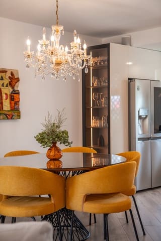 4 sypialnia Dom na sprzedaż w Nueva Andalucia, Marbella z basenem garażem - 649 000 € (Ref: 10017745)