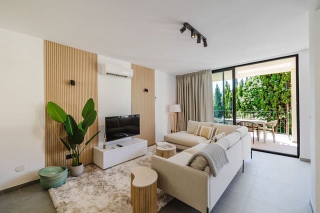 3 quarto Casa em Banda para venda em Aloha Golf, Marbella com piscina garagem - 735 000 € (Ref: 10017750)