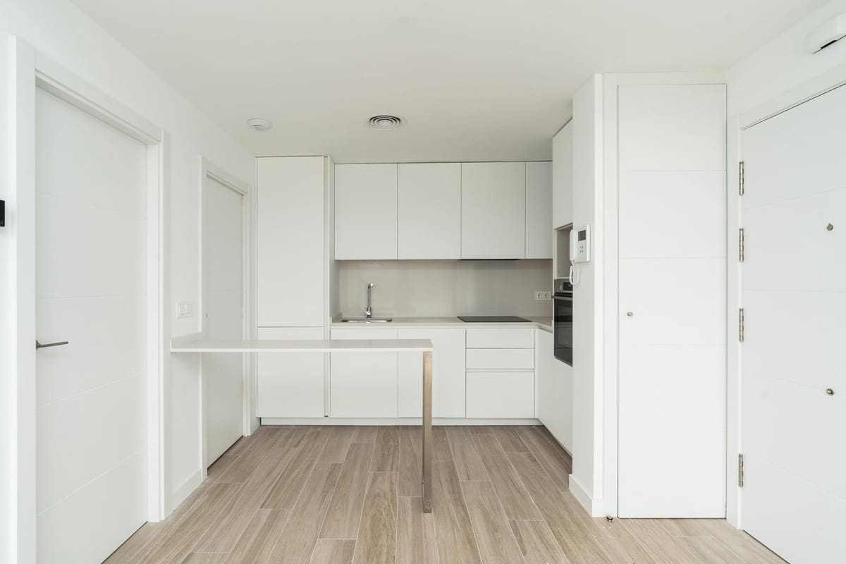 2 sypialnia Apartament na sprzedaż w La Cala de Mijas z basenem garażem - 495 000 € (Ref: 10024386)