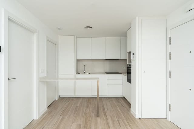 2 sypialnia Apartament na sprzedaż w La Cala de Mijas, Mijas z basenem garażem - 495 000 € (Ref: 10024386)