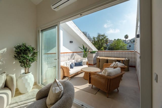 3 chambre Penthouse à vendre à Nueva Andalucia, Marbella avec piscine - 695 000 € (Ref: 10025968)