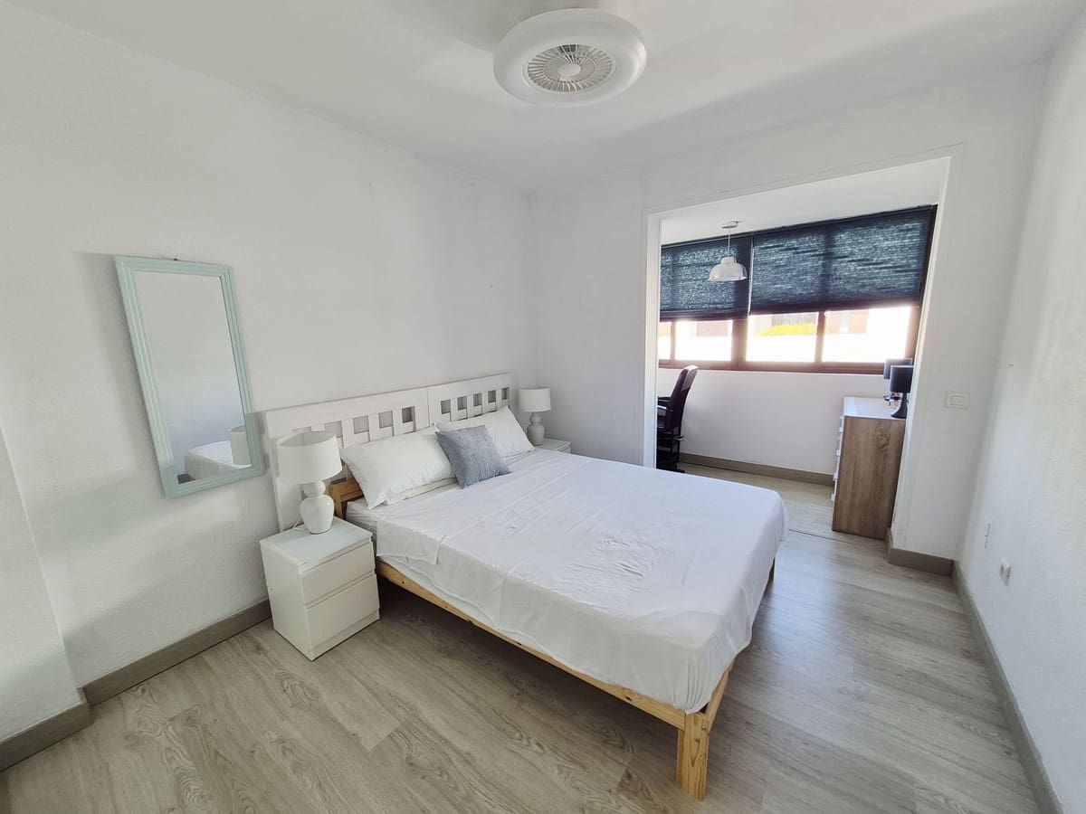 3 sypialnia Dom na sprzedaż w La Cala de Mijas z basenem garażem - 699 000 € (Ref: 10025982)