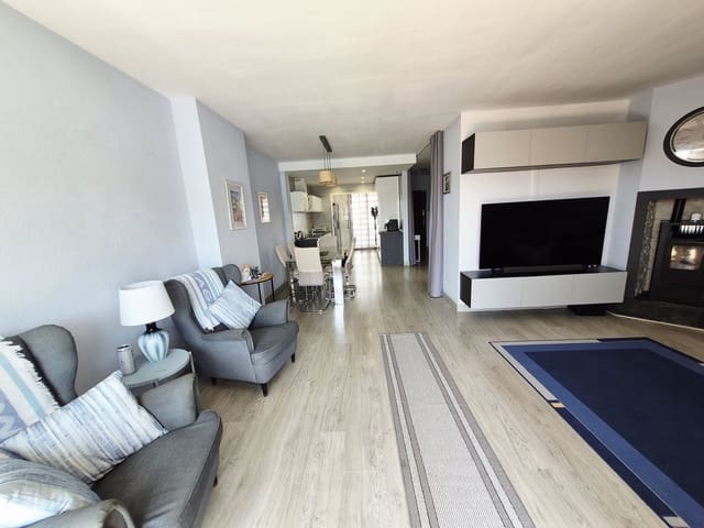 3 sypialnia Dom na sprzedaż w La Cala de Mijas, Mijas z basenem garażem - 699 000 € (Ref: 10025982)