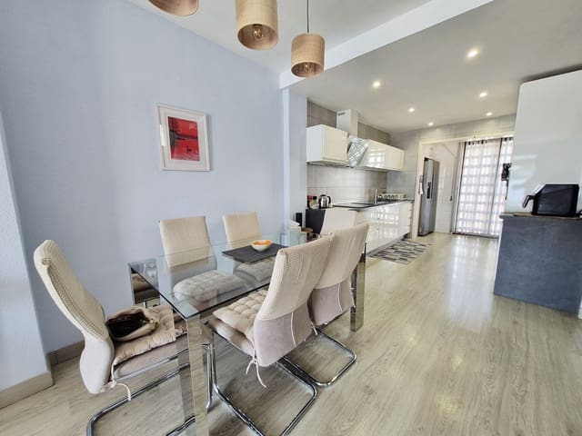 3 sypialnia Dom na sprzedaż w La Cala de Mijas, Mijas z basenem garażem - 699 000 € (Ref: 10025982)