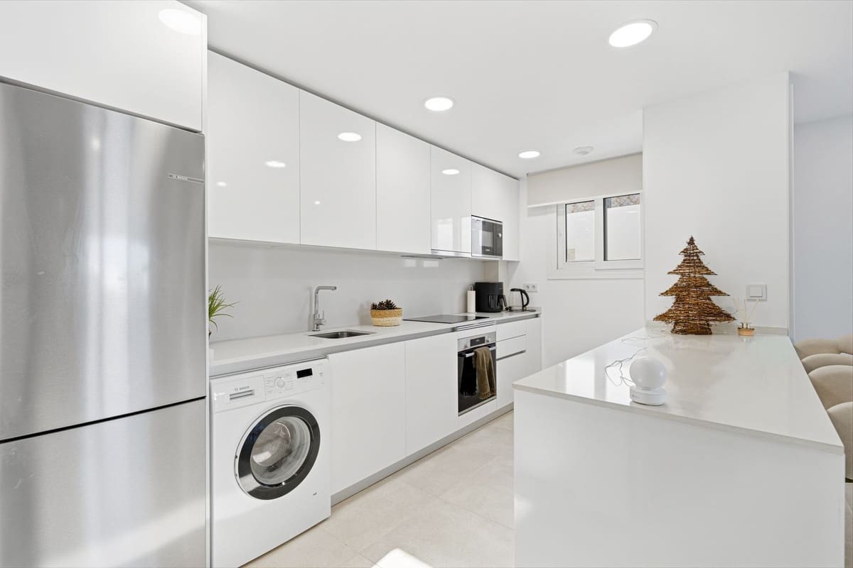 3 sovrum Hus till salu i La Cala de Mijas med pool garage - 799 000 € (Ref: 10025986)