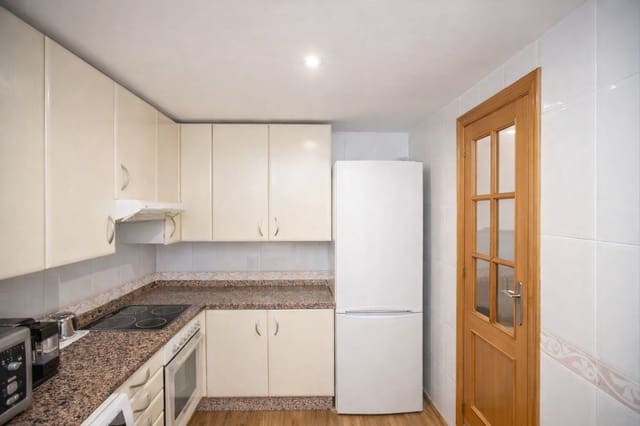 2 soverom Leilighet til salgs i Guadalmina Alta, Marbella med svømmebasseng garasje - € 450 000 (Ref: 10028944)