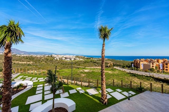 3 bedroom Apartment for sale in Manilva with pool - € 385,000 (Ref: 10029501)