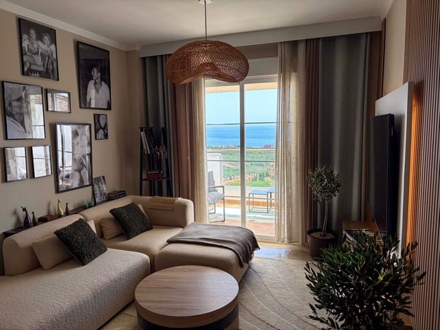 3 bedroom Apartment for sale in Manilva with pool - € 385,000 (Ref: 10029501)