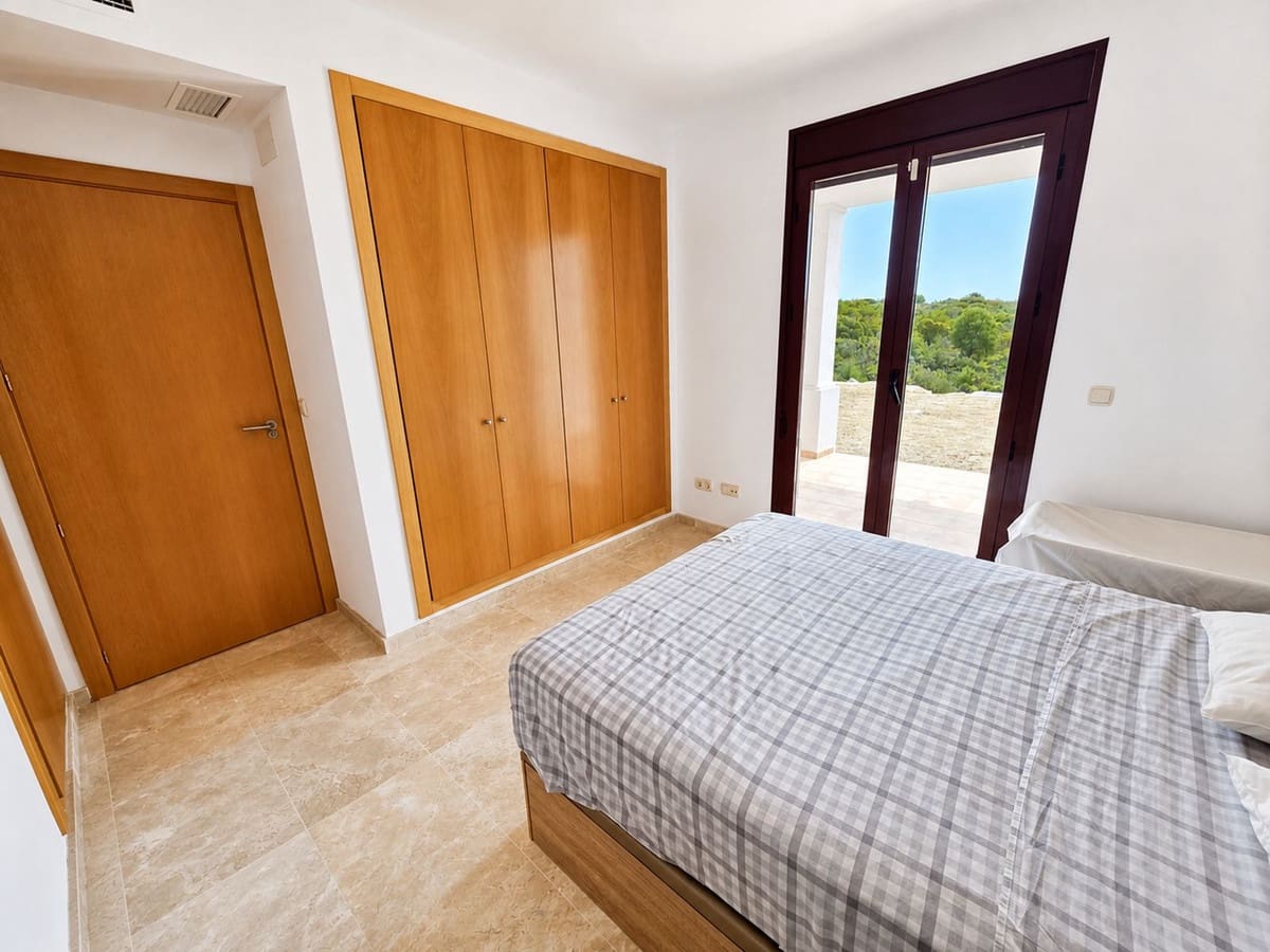 3 bedroom Townhouse for sale in Casares with garage - € 450,000 (Ref: 10029511)