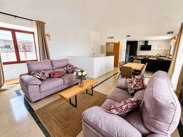 3 bedroom Townhouse for sale in Casares with garage - € 450,000 (Ref: 10029511)