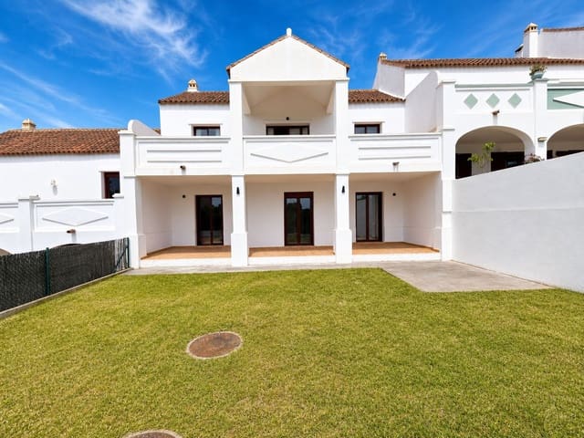 3 bedroom Townhouse for sale in Casares with garage - € 450,000 (Ref: 10029511)