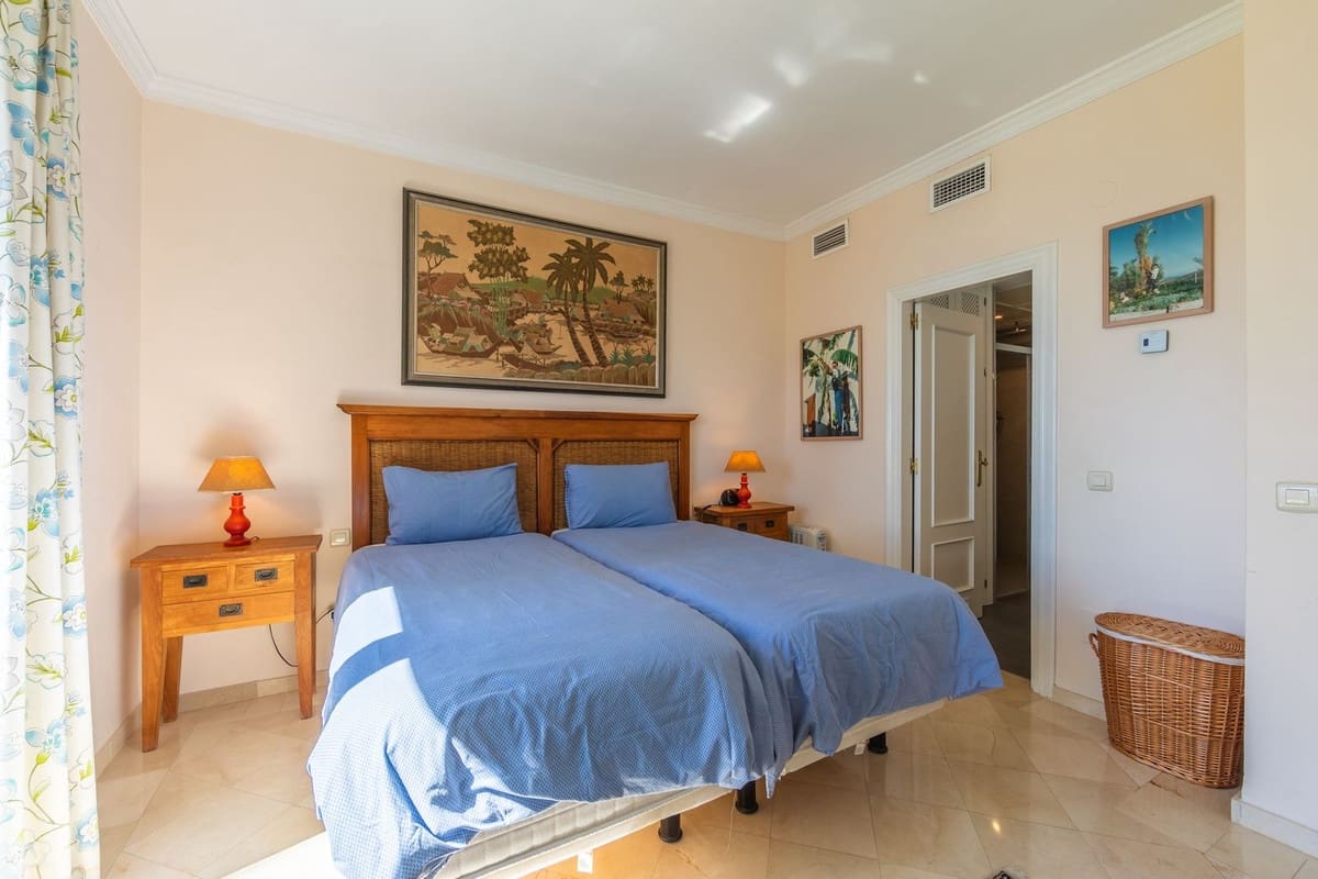 2 quarto Apartamento para venda em Casares com piscina garagem - 650 000 € (Ref: 10029558)