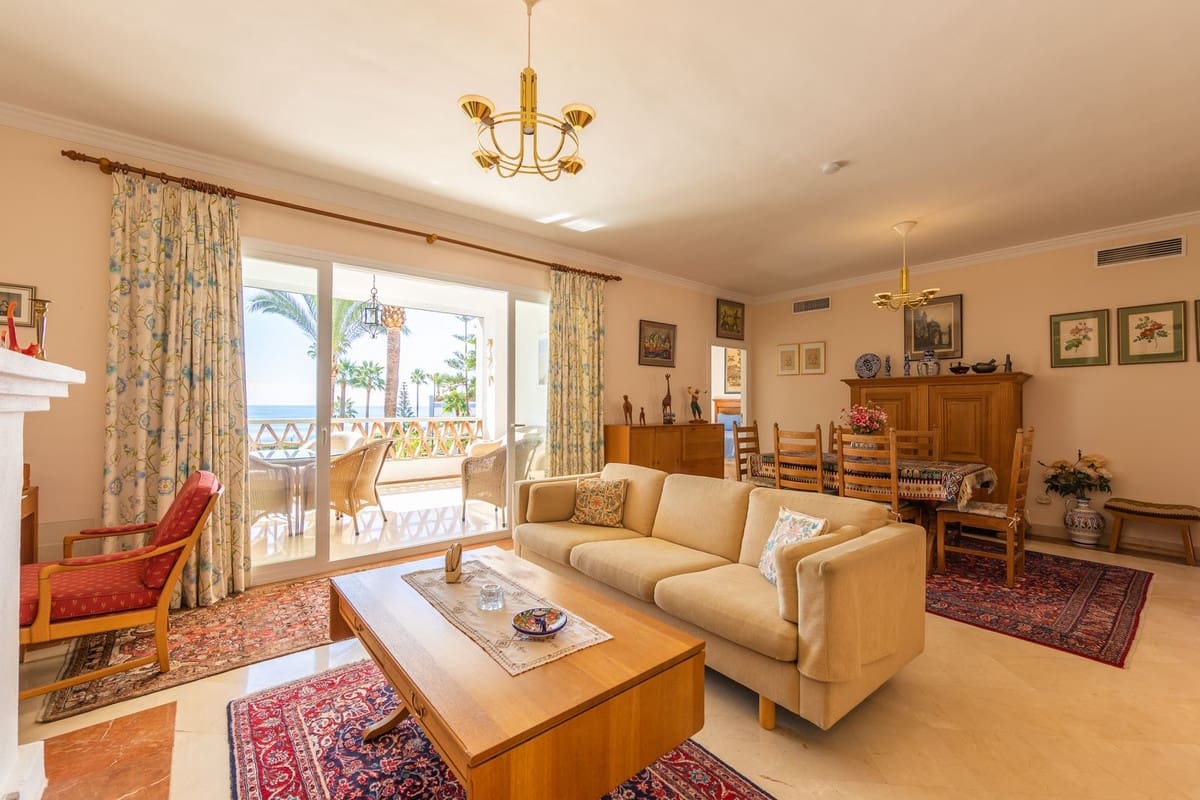 2 quarto Apartamento para venda em Casares com piscina garagem - 650 000 € (Ref: 10029558)