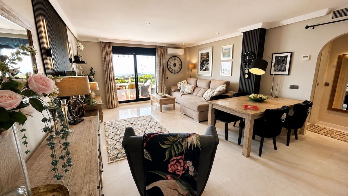 Apartamento de 2 habitaciones en Casares en venta con piscina garaje - 420.000 € (Ref: 10029722)