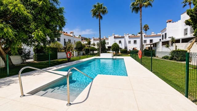 3 sypialnia Dom na sprzedaż w Casares z basenem - 430 000 € (Ref: 10030191)