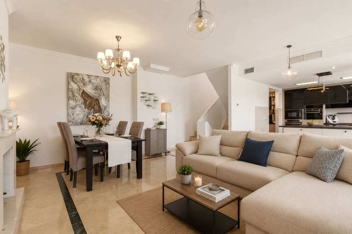 3 sypialnia Dom na sprzedaż w Casares z basenem garażem - 525 000 € (Ref: 10030193)