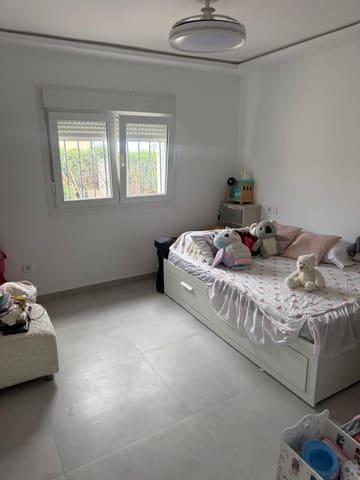 3 bedroom Townhouse for sale in Manilva with pool garage - € 580,000 (Ref: 10030194)