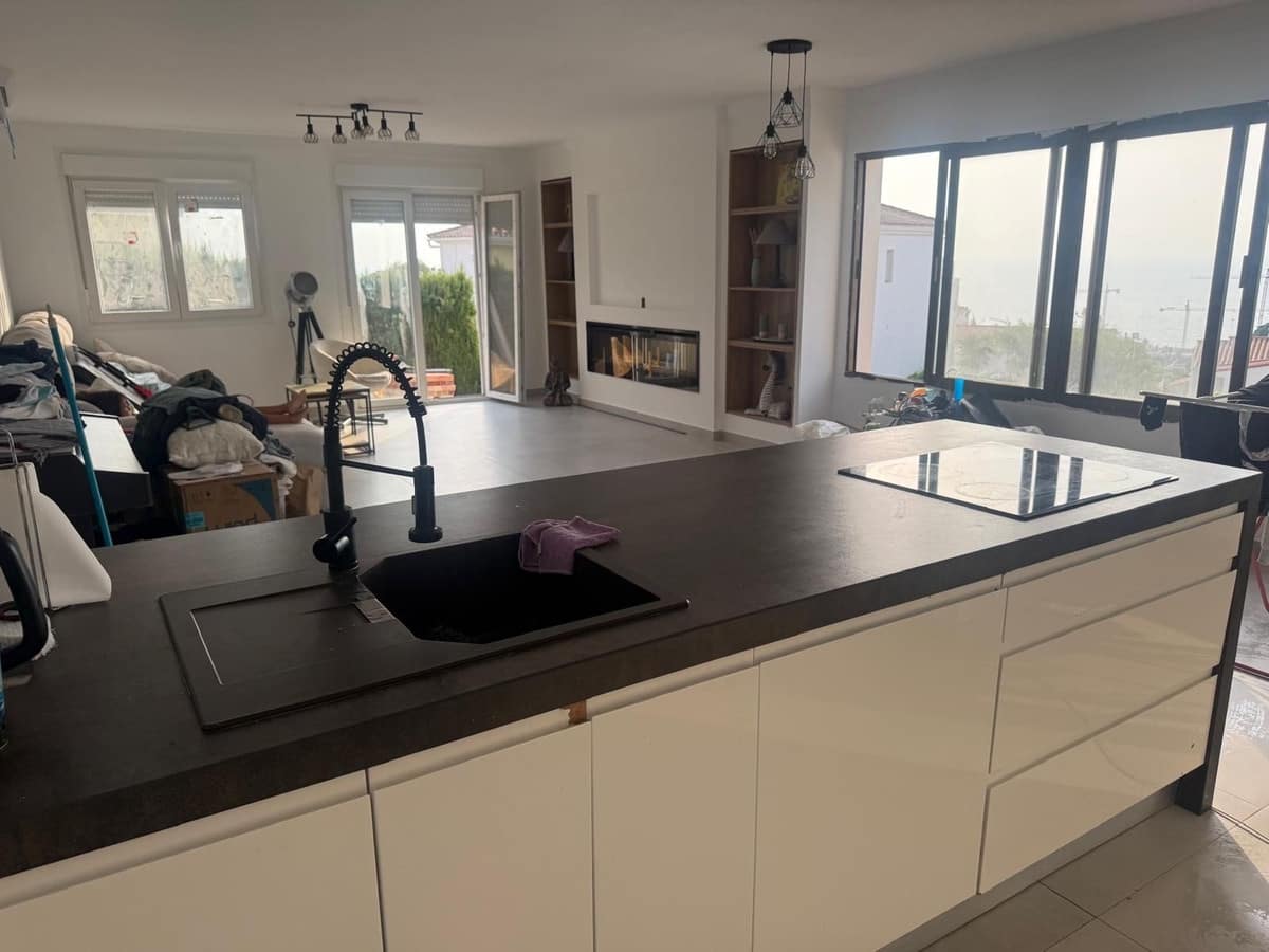 3 bedroom Townhouse for sale in Manilva with pool garage - € 580,000 (Ref: 10030194)