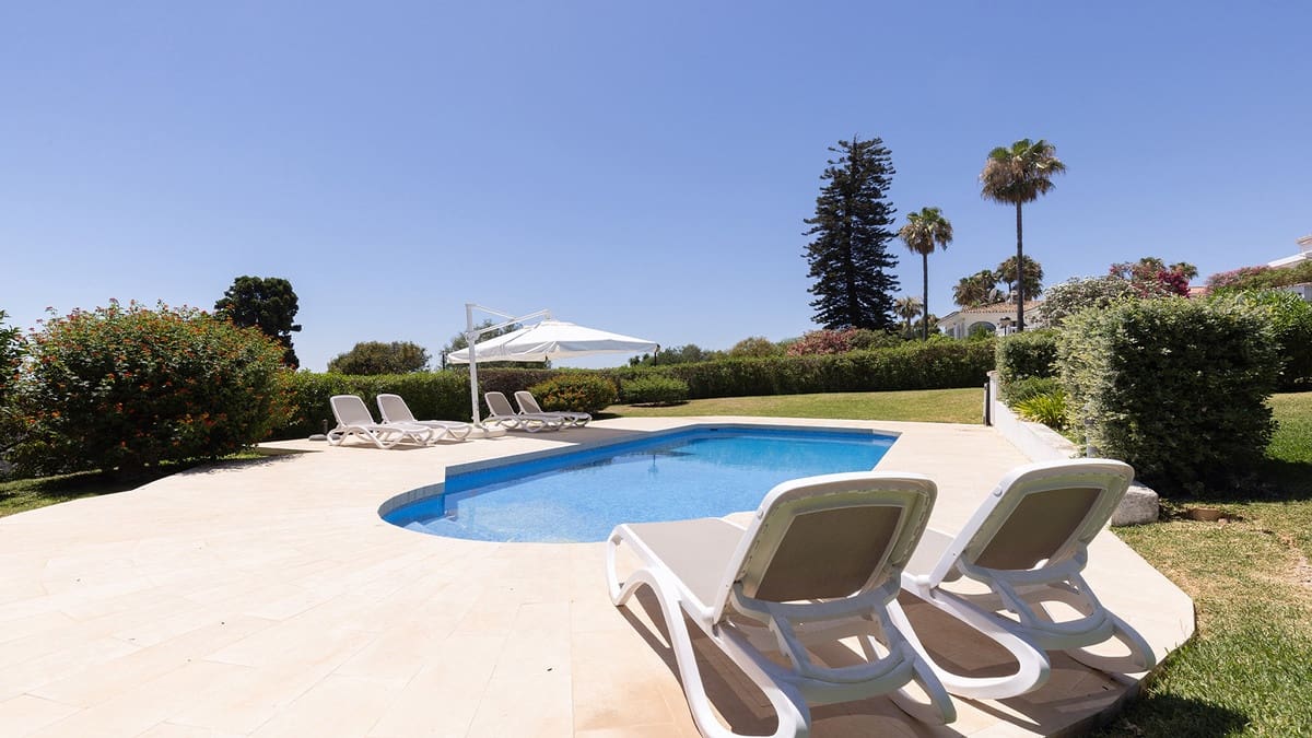 4 camera da letto Villa in vendita in Manilva con piscina garage - 1.100.000 € (Rif: 10030195)