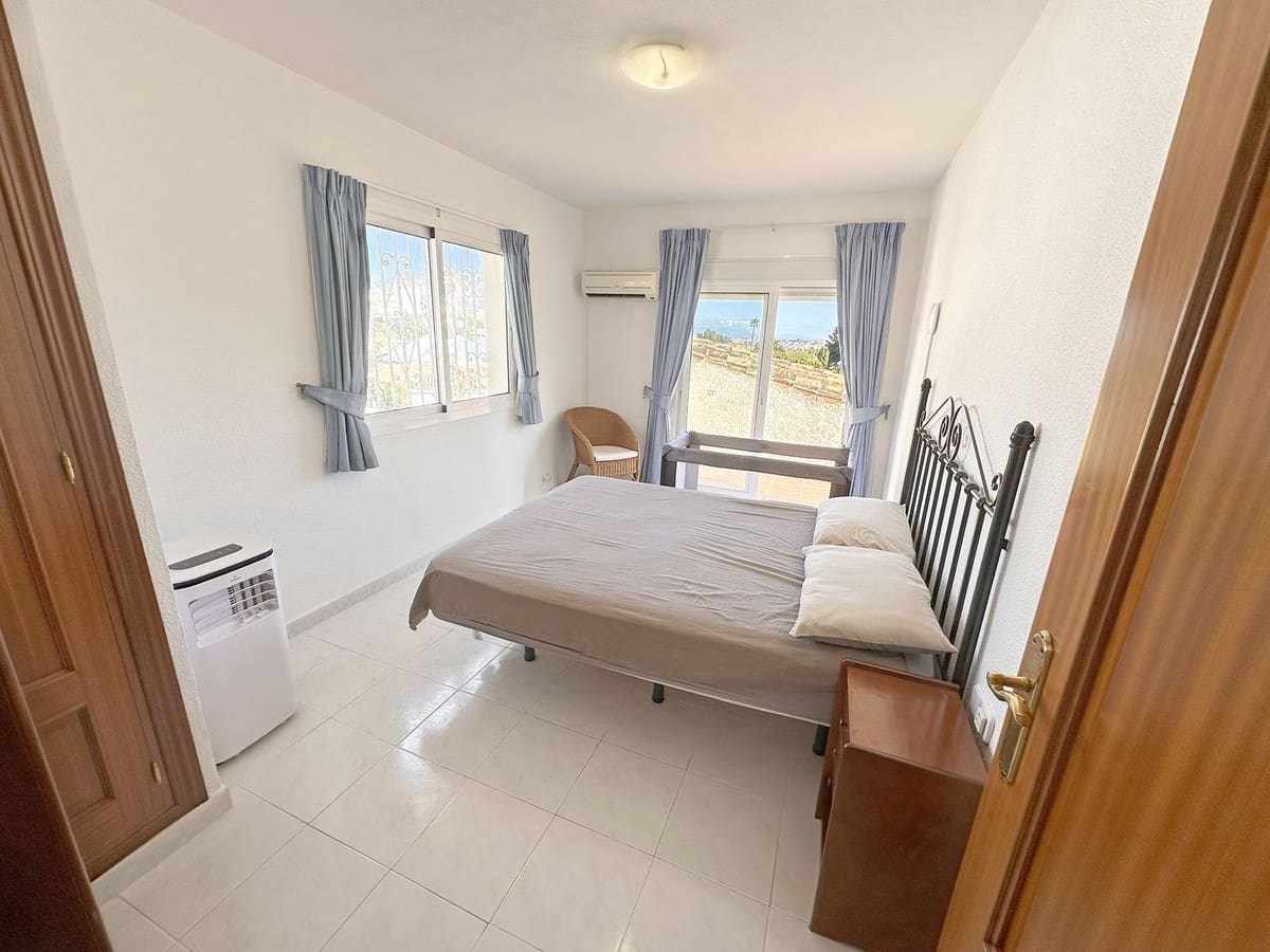 4 camera da letto Villa in vendita in Mijas Costa con piscina garage - 650.000 € (Rif: 10030197)