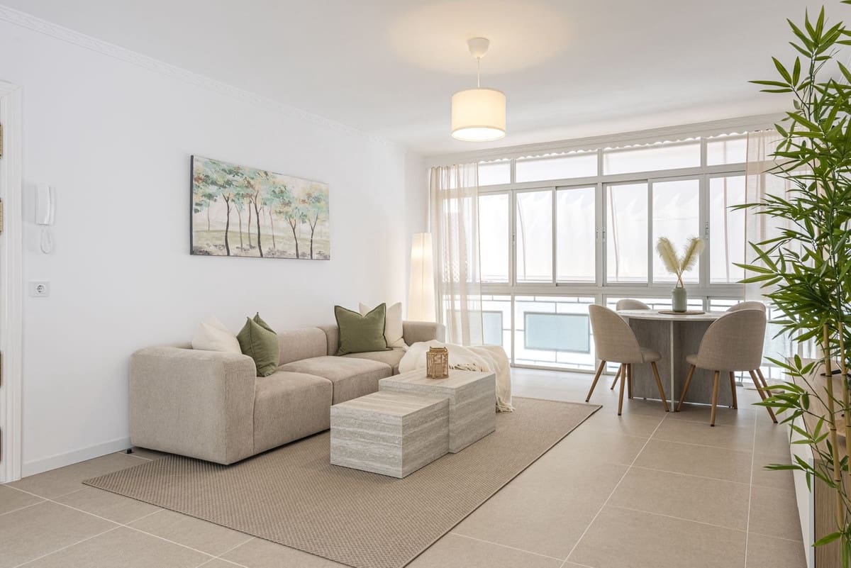3 soveværelse Lejlighed til salg i Estepona - € 419.000 (Ref: 10030290)