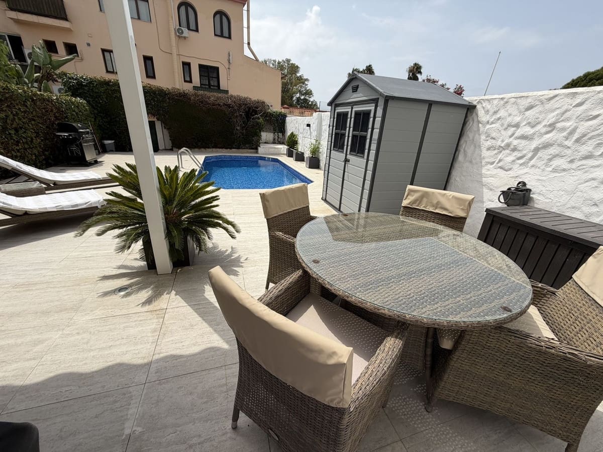2 sypialnia Apartament na sprzedaż w El Paraiso z basenem - 445 000 € (Ref: 10030502)