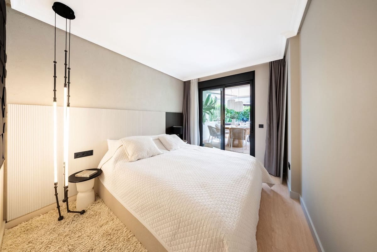 2 sovrum Lägenhet till salu i New Golden Mile med pool - 533 000 € (Ref: 10030524)