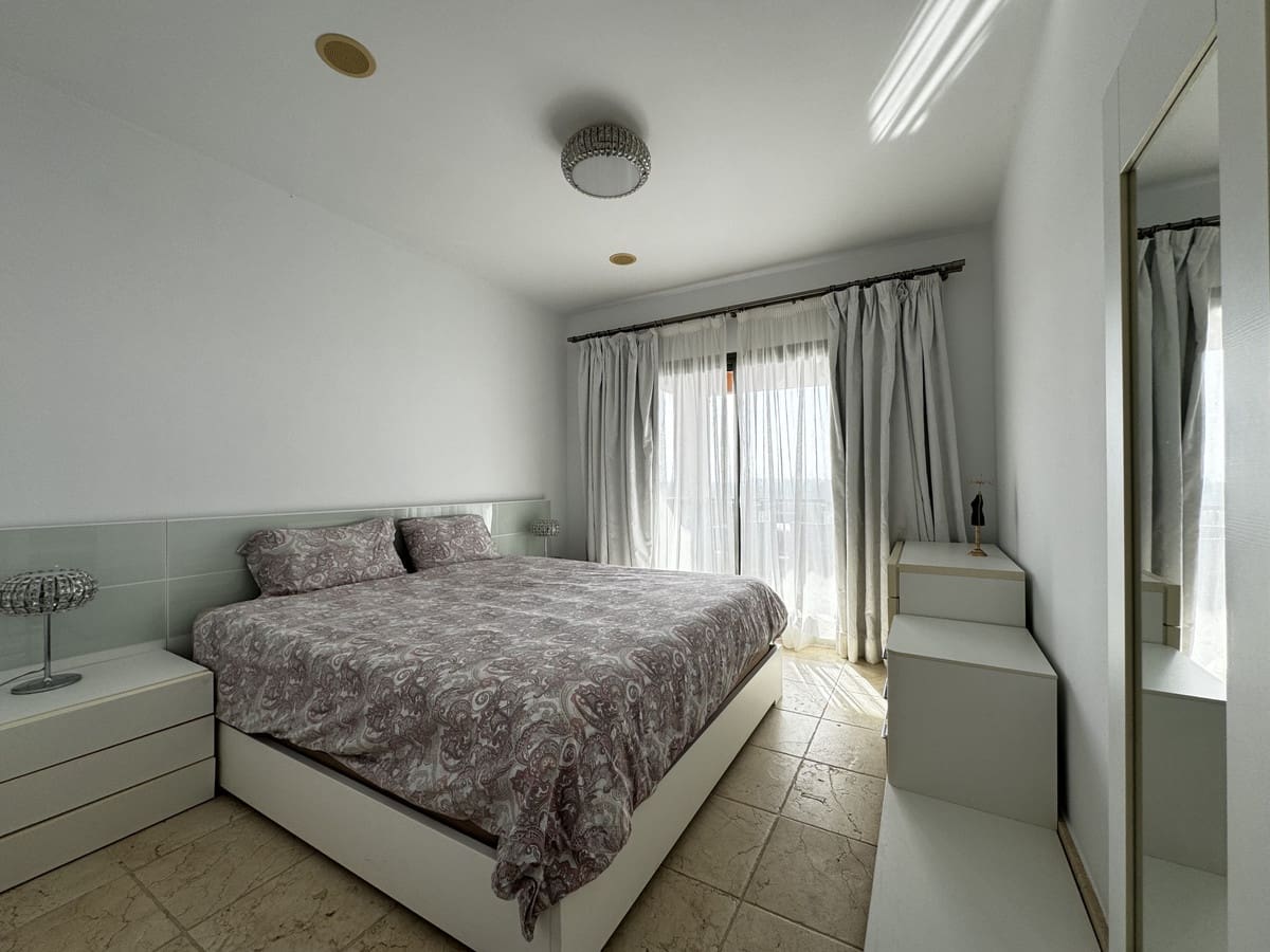 2 sovrum Lägenhet till salu i Estepona med pool garage - 545 000 € (Ref: 10030530)