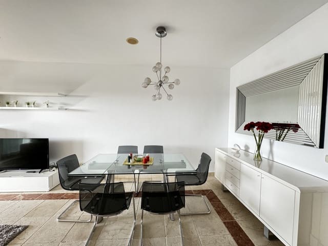 2 sovrum Lägenhet till salu i Estepona med pool garage - 545 000 € (Ref: 10030530)