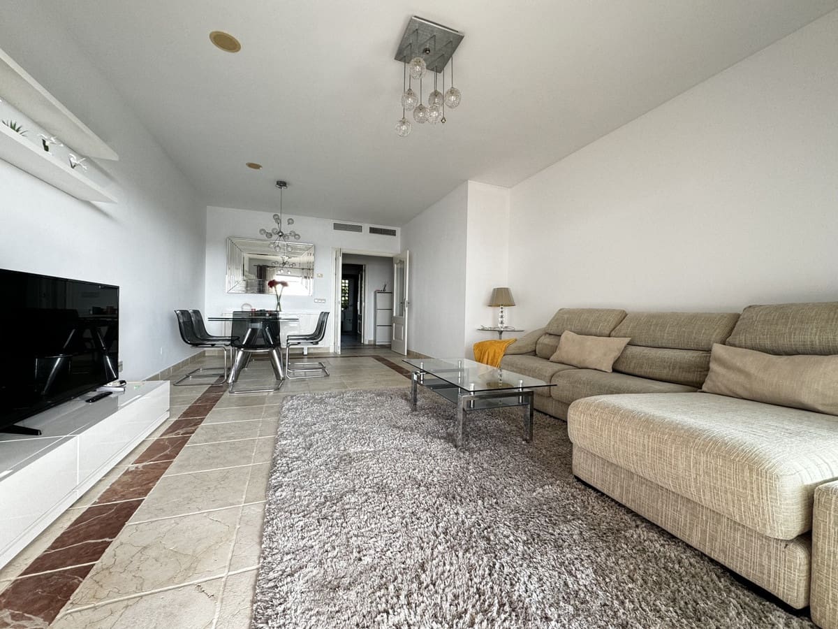 2 sovrum Lägenhet till salu i Estepona med pool garage - 545 000 € (Ref: 10030530)
