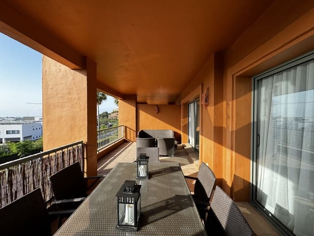 2 sovrum Lägenhet till salu i Estepona med pool garage - 545 000 € (Ref: 10030530)