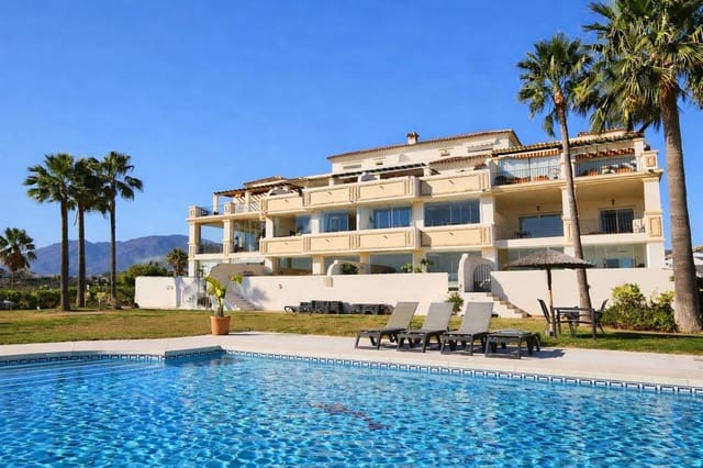 2 bedroom Apartment for sale in Selwo, Estepona with pool garage - € 630,000 (Ref: 10031633)