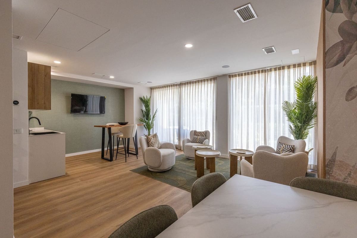 3 chambre Appartement à vendre à Estepona avec piscine garage - 650 000 € (Ref: 10031637)