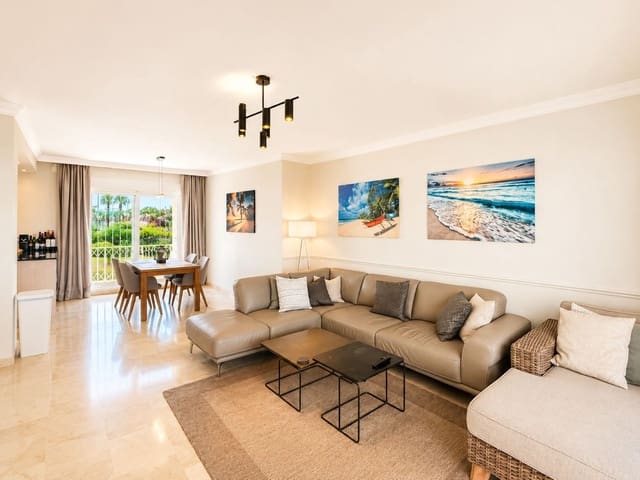 3 quarto Penthouse para venda em Estepona com piscina - 749 000 € (Ref: 10031638)