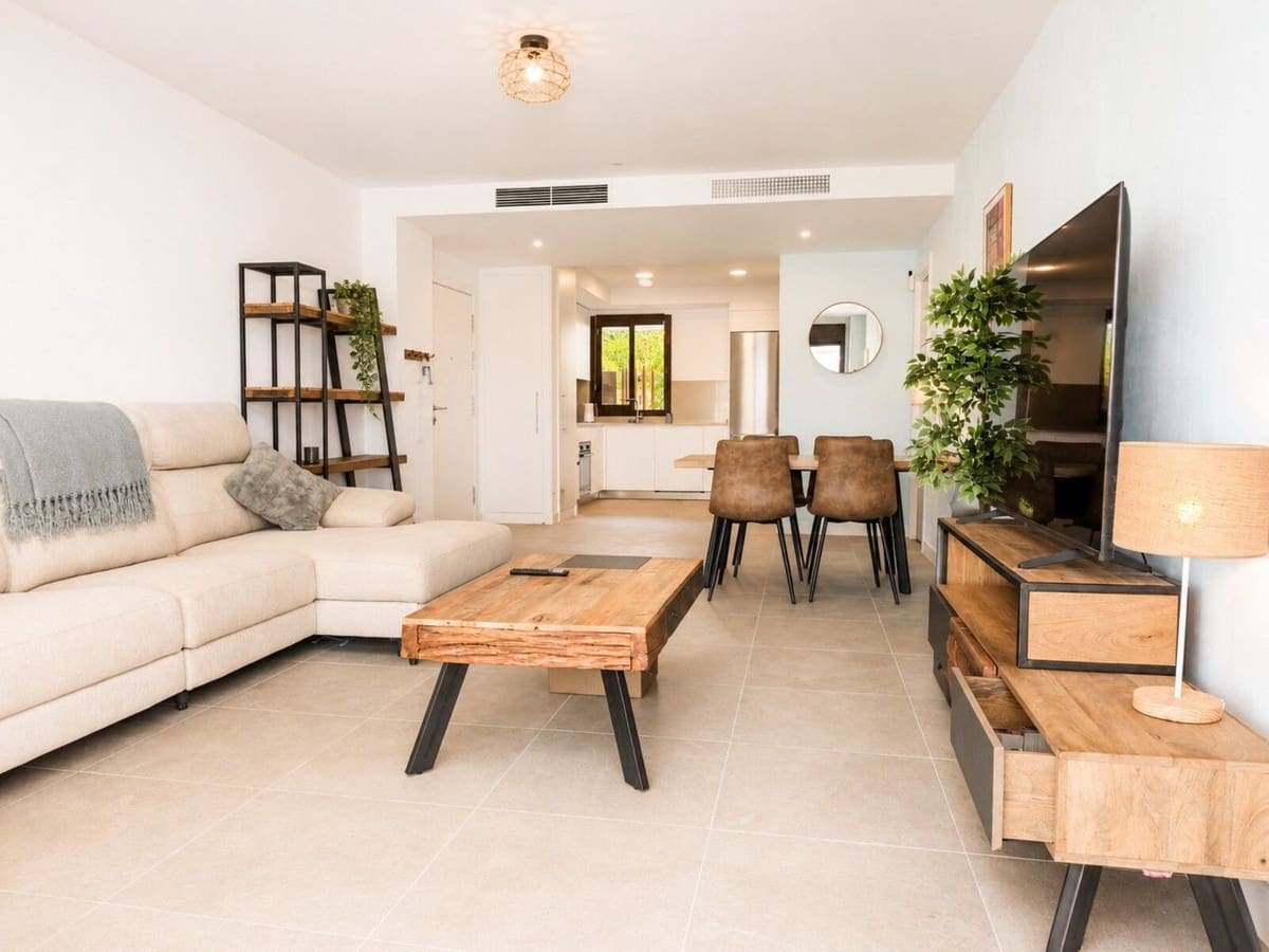 3 Zimmer Apartment zu verkaufen in Estepona mit Pool - 850.000 € (Ref: 10031640)