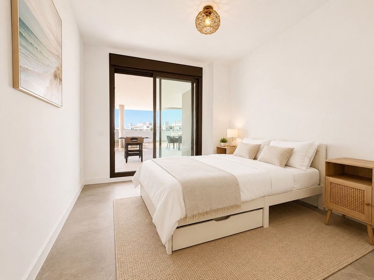3 Zimmer Apartment zu verkaufen in Estepona mit Pool - 850.000 € (Ref: 10031640)