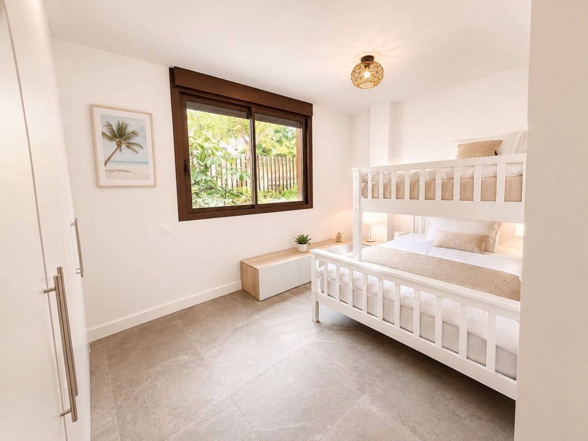 3 Zimmer Apartment zu verkaufen in Estepona mit Pool - 850.000 € (Ref: 10031640)