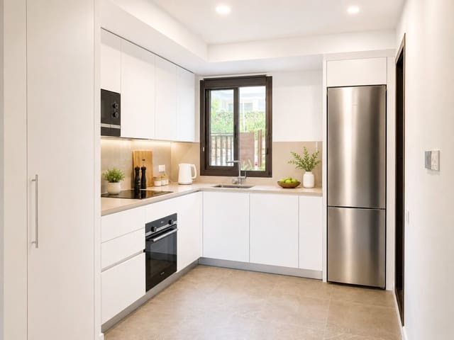 3 Zimmer Apartment zu verkaufen in Estepona mit Pool - 850.000 € (Ref: 10031640)