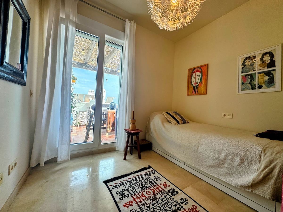 2 Zimmer Penthouse zu verkaufen in Estepona mit Pool Garage - 299.000 € (Ref: 10031642)