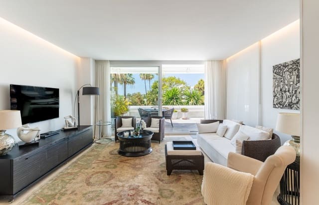 2 sypialnia Apartament na sprzedaż w Estepona z basenem garażem - 950 000 € (Ref: 10031983)