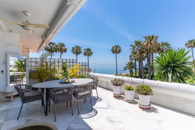 2 sypialnia Apartament na sprzedaż w Estepona z basenem garażem - 950 000 € (Ref: 10031983)