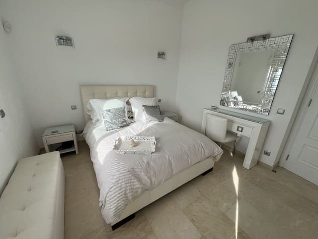 2 Zimmer Haus zu verkaufen in Costalita, Estepona mit Garage - 750.000 € (Ref: 10034202)