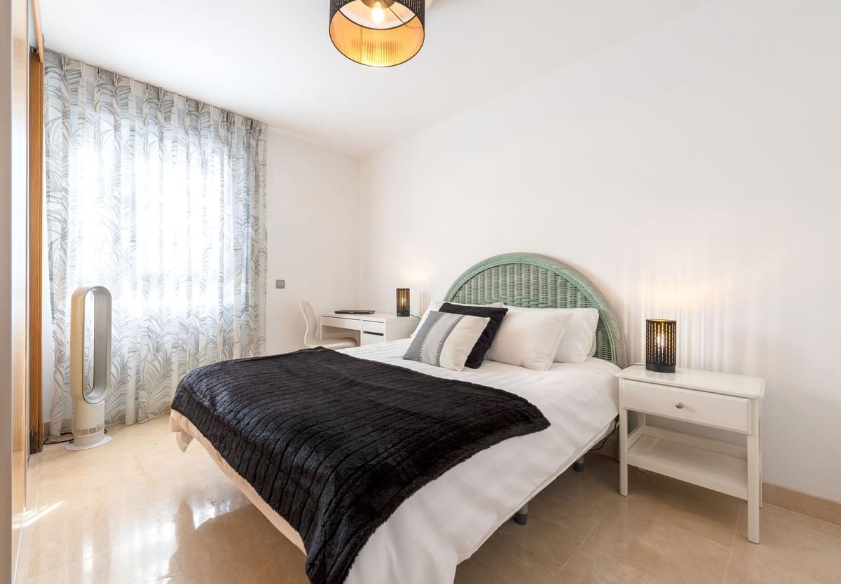 3 slaapkamer Appartement te koop in San Pedro de Alcantara met zwembad garage - € 650.000 (Ref: 10035056)