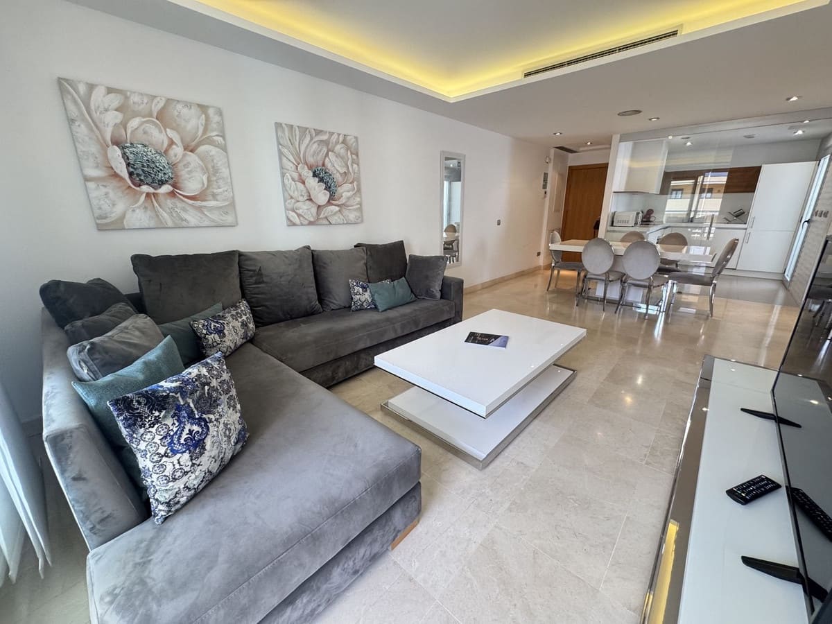3 soverom Leilighet til salgs i San Pedro de Alcantara med svømmebasseng garasje - € 675 000 (Ref: 10035057)